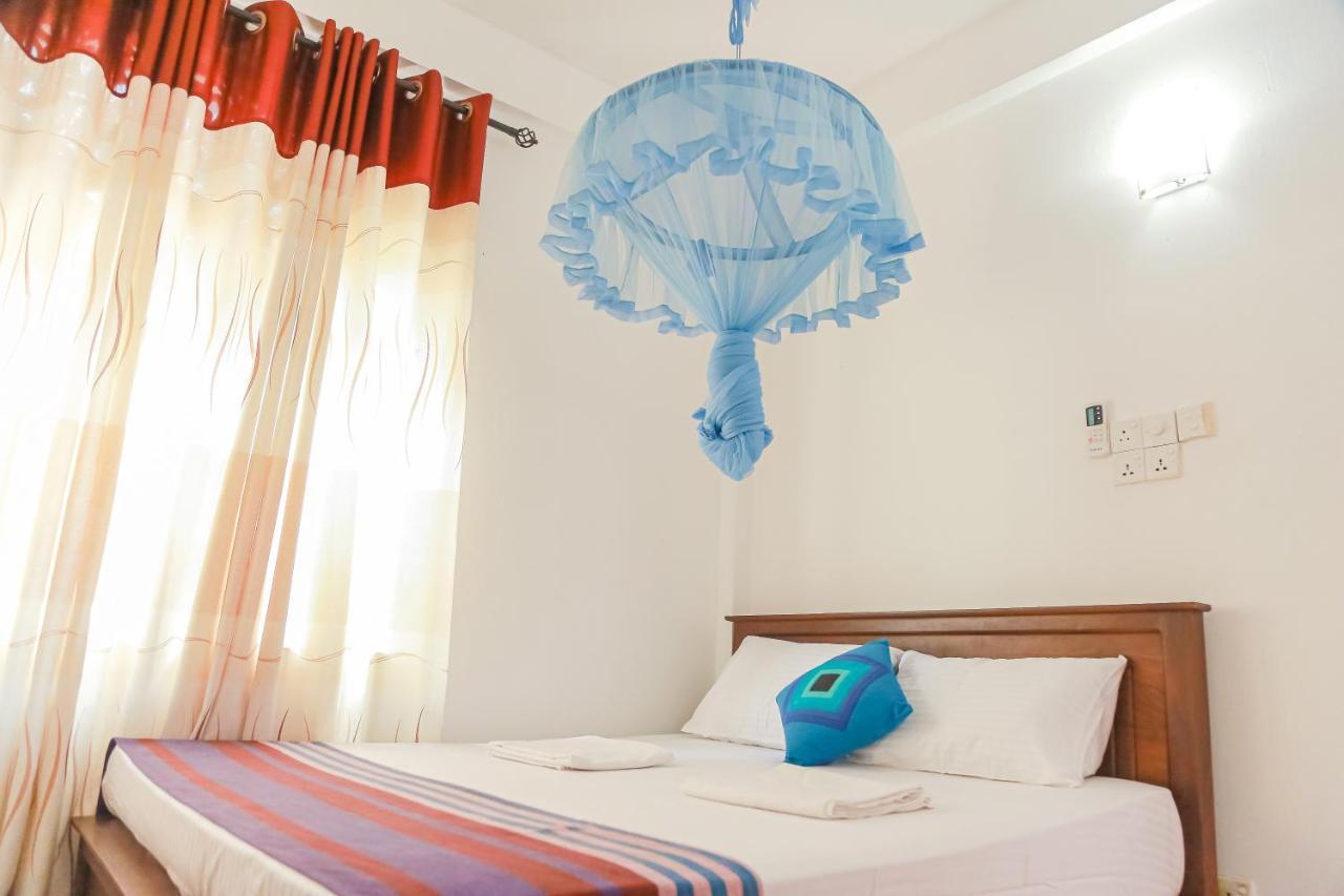 Lakeside Villa 아누라다푸라 외부 사진
