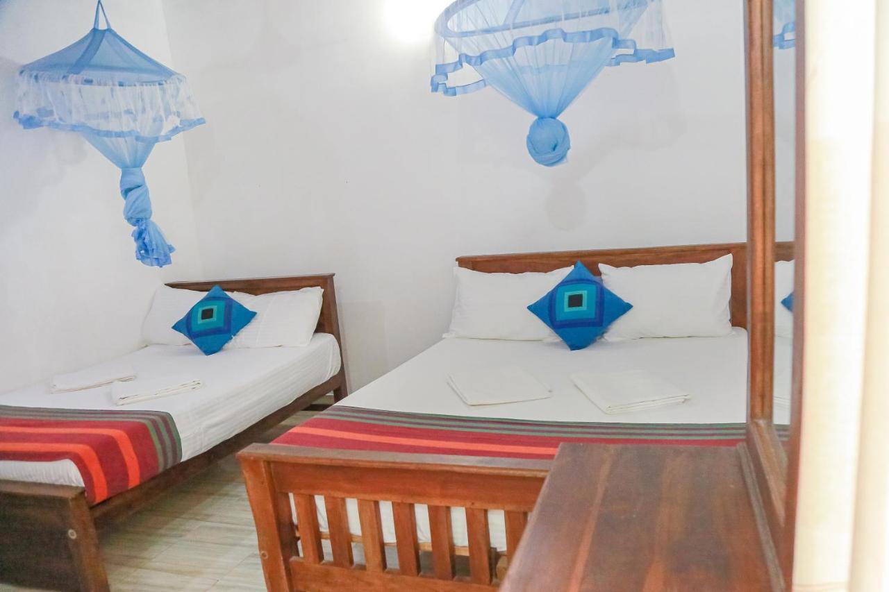Lakeside Villa 아누라다푸라 외부 사진