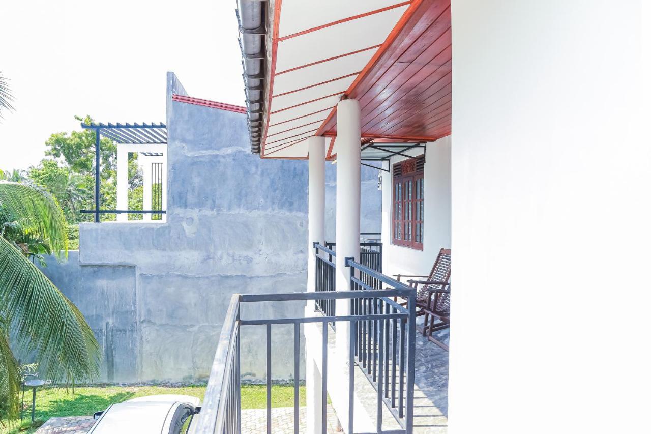 Lakeside Villa 아누라다푸라 외부 사진